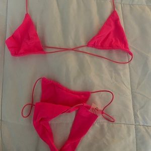 Sel Doval Tinikini Hot Pink SS19